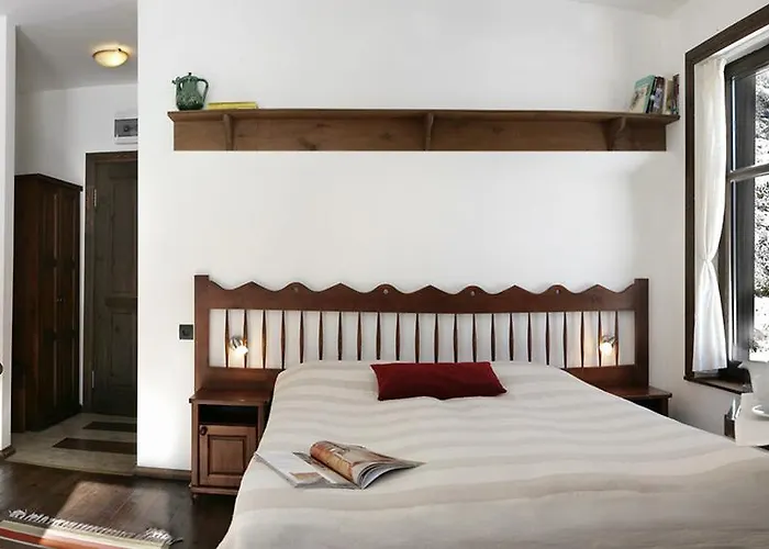 Family Arkan Hotel *